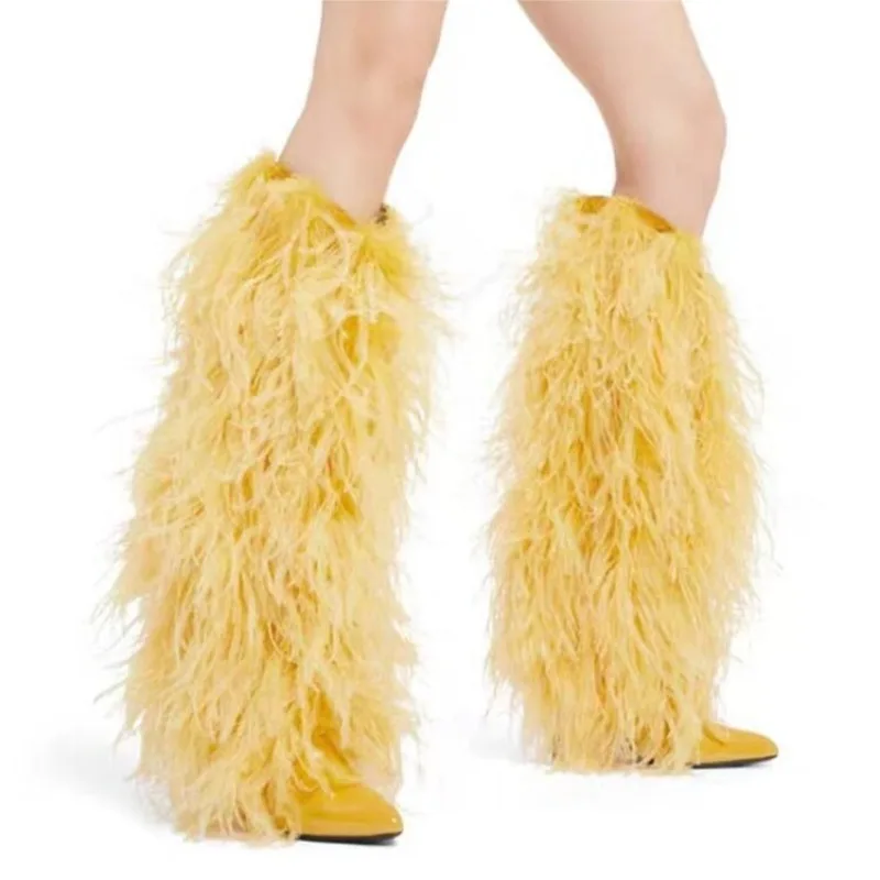 Women'S Fashion Magazine - Mode bonbon farbene Plüsch kniehohe Stiefel