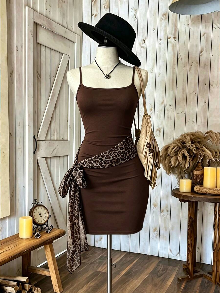 Elegantes Vintage-Kleid, Schwe – Women'S Fashion In The 70S Bewertung und Preis